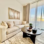 Elegant 1Br Apt In Jvc With Spacious Balcony