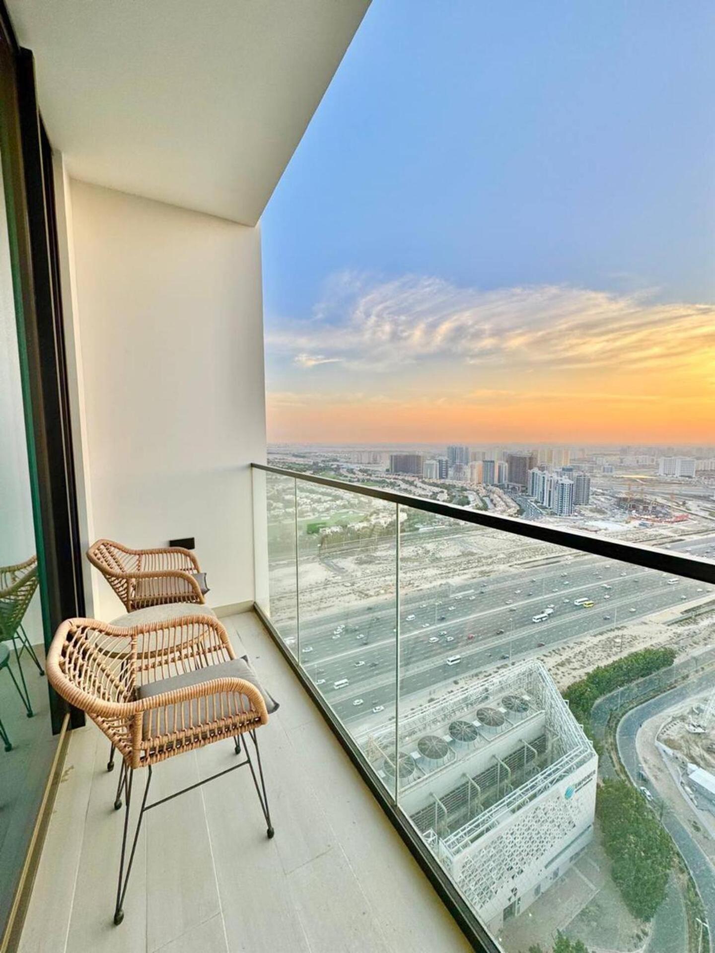Elegant 1br In Jvc With Spacious Balcony Apartment *