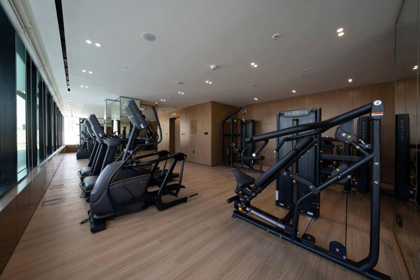 Apartment Elegant 1br In Jvc With Spacious Balcony